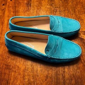 Tods Gommino Leather Penny Driver, size 38.5 Turquoise
